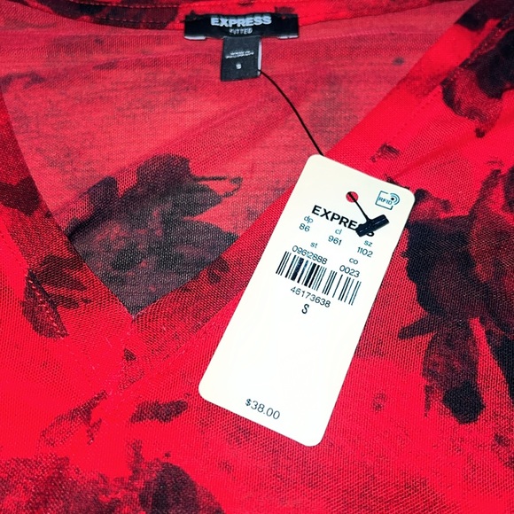 NWT EXPRESS Fitted Mesh Floral Crew Neck Long Sleeve Bodysuit - Picture 3 of 4